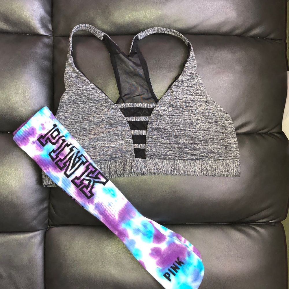 VS PINK SPORTS BRA